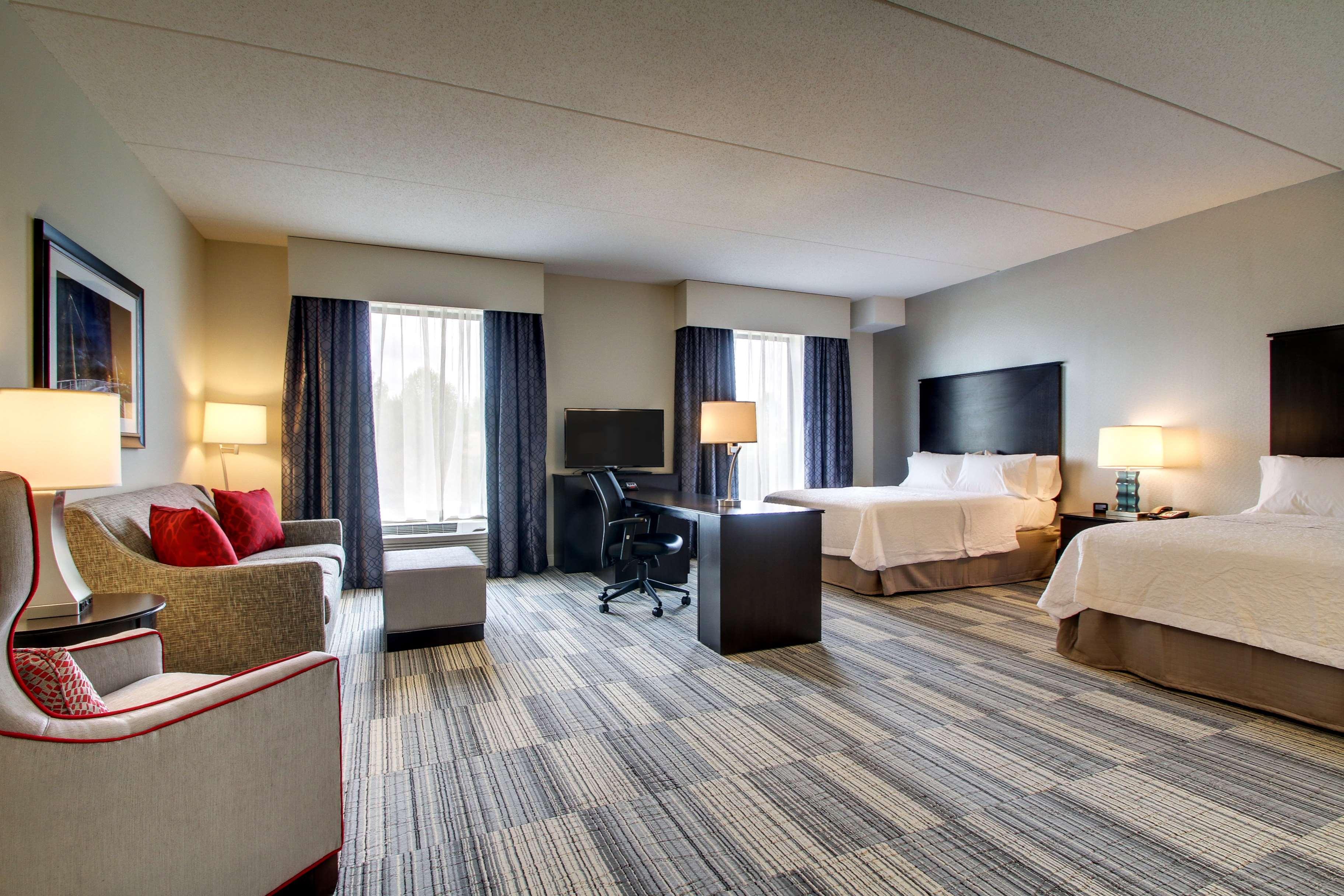 Hampton Inn & Suites Greenville Airport מראה חיצוני תמונה