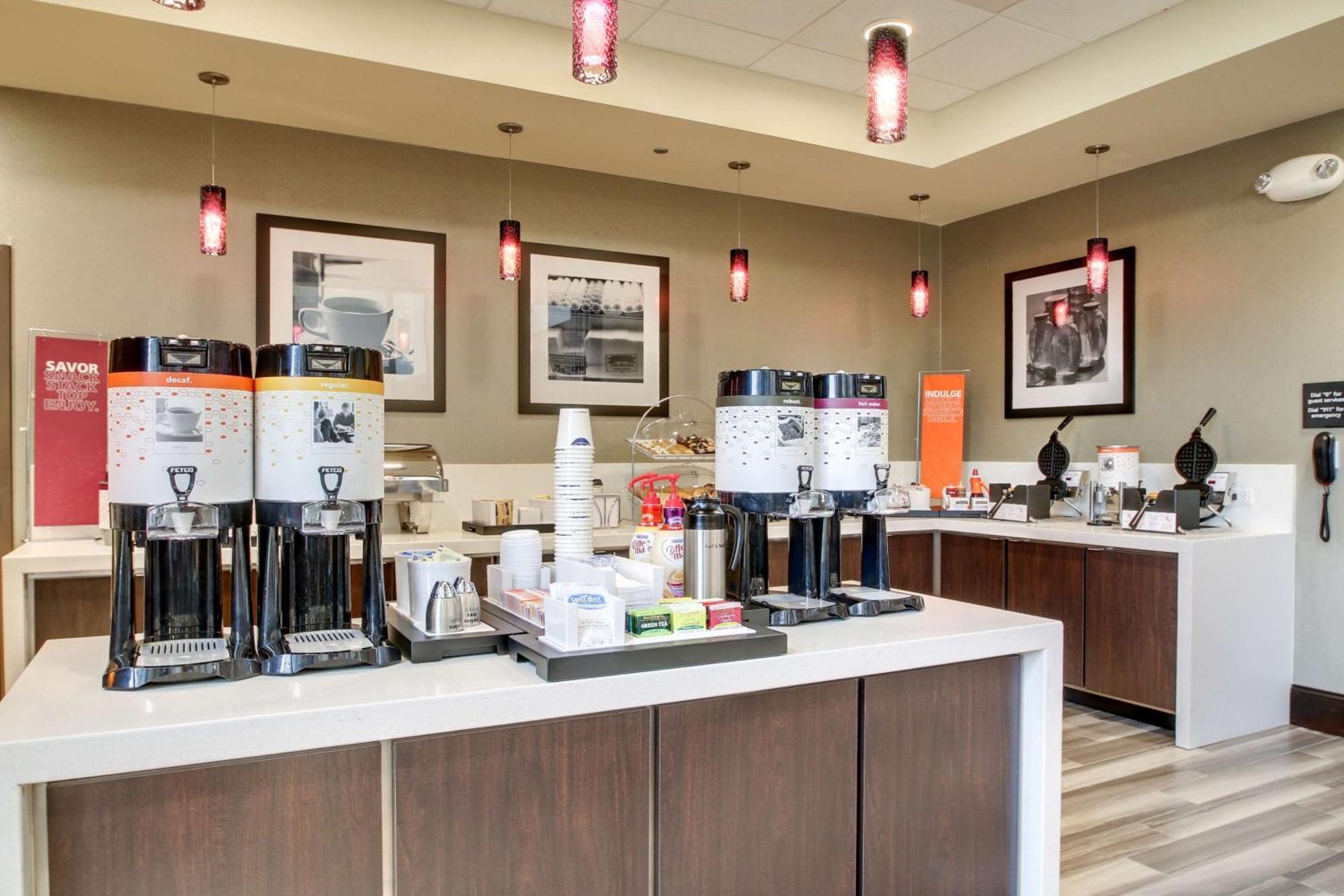 Hampton Inn & Suites Greenville Airport מראה חיצוני תמונה